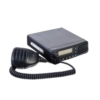 Radio de Banda Aérea VHF / 36W de Potencia RF / 200 Canales de Memoria / Cancelación Activa de Ruido / Bluetooth® Opcional / IP54 Resistente al Polvo y Agua / Compatible con 12V y 24V