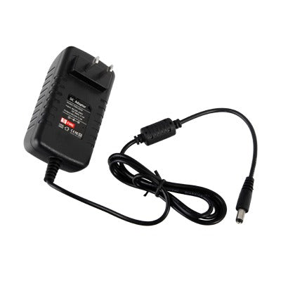 Adaptador de Pared de 12 Vcc Regulada / 2 Amp / Voltaje de Entrada de 100 - 240 VCA / Longitud del cable 96 cms.