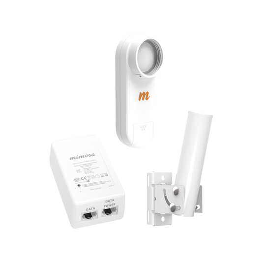Kit de radio C5X, rango de frecuencia extendida (4.9 a 6.4 GHz),  incluye inyector POE, cable de alimentación y montaje universal para tubo o poste