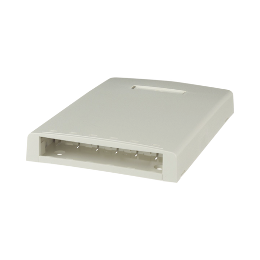 Caja de Montaje en Superficie, con Accesorio para Resguardo de Fibra Óptica, para 6 Módulos Mini-Com, Color Blanco Mate